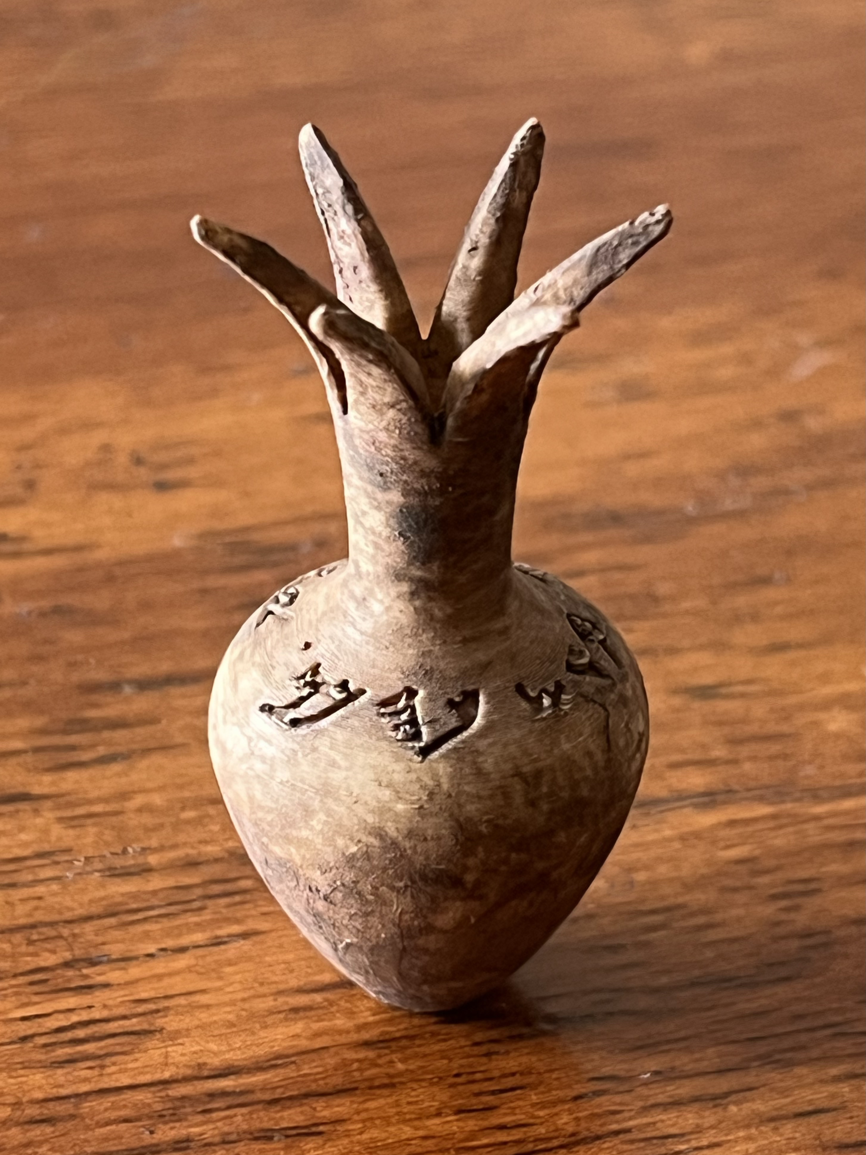 Solomon’s Temple Ivory Pomegranate replica (First Temple debates)