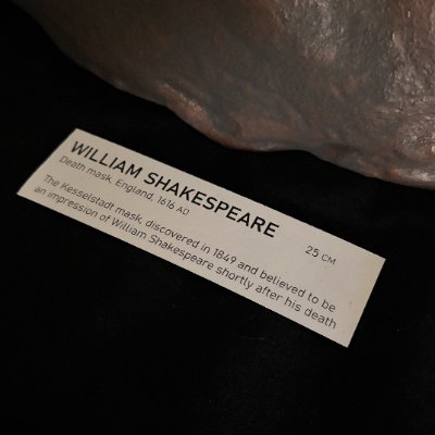 Detail of the accompanying William Shakespeare museum display tag.