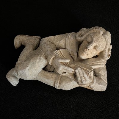 Yale Davenport College book scholar sculpture
